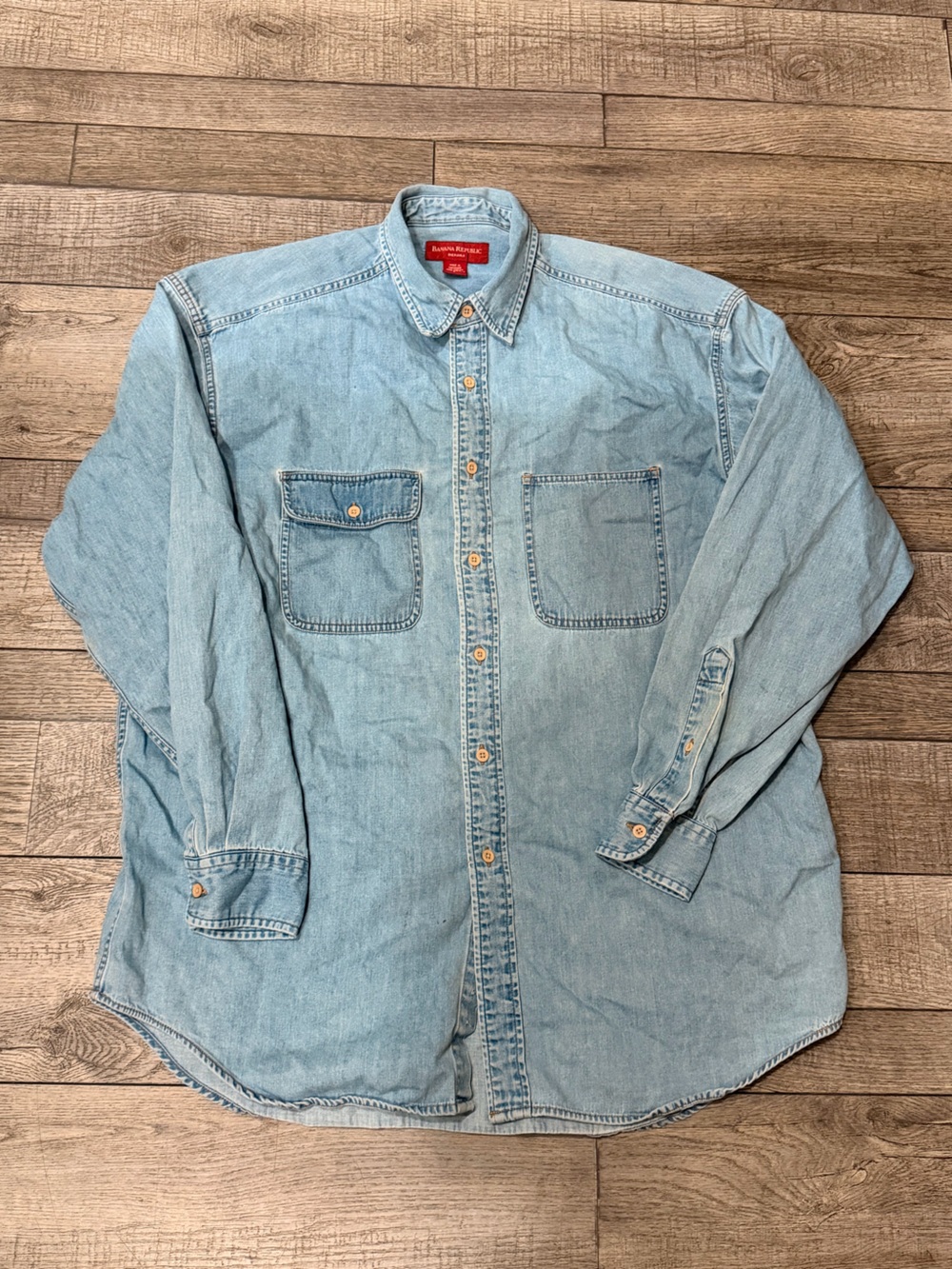 Men’s size L banana republic denim shirt